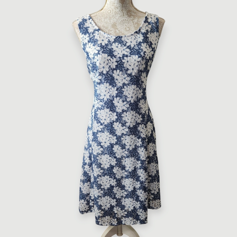 Perceptions Sleeveless Daisy Floral Fit and Flair Dress Size PXL